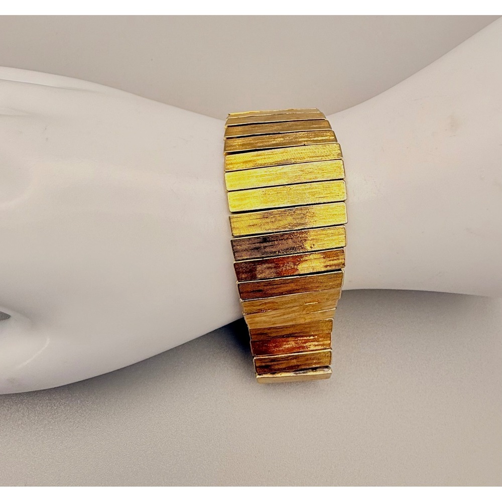 Vintage Gold Tone Textured Link Bracelet Wide‎ Tapered Statement Bracelet 7"
